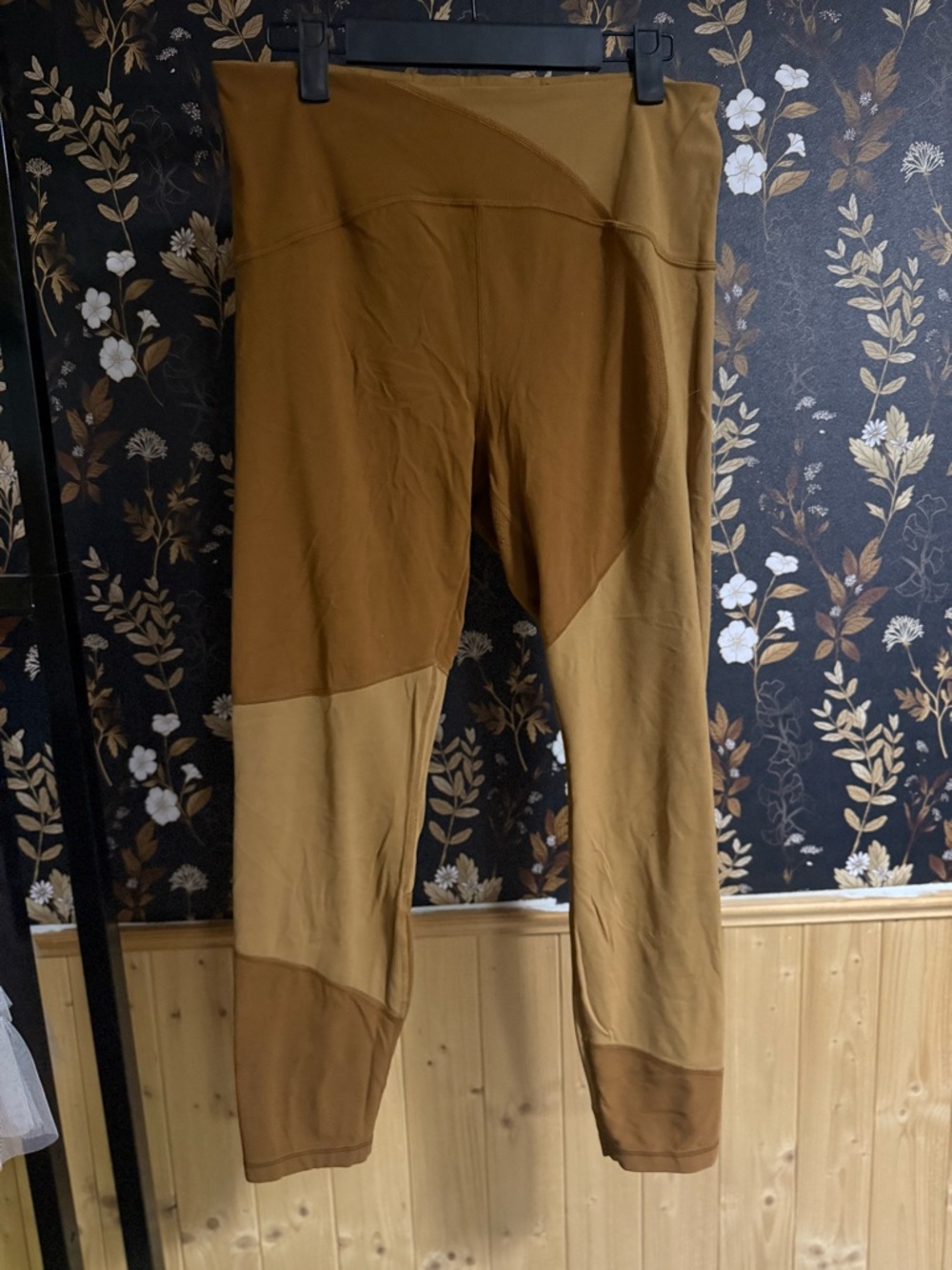 lululemon athletica Two-Tone Brown/Tan Leggings